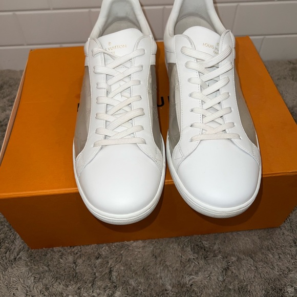 Louis Vuitton Luxembourg Sneaker - Picture 4 of 7